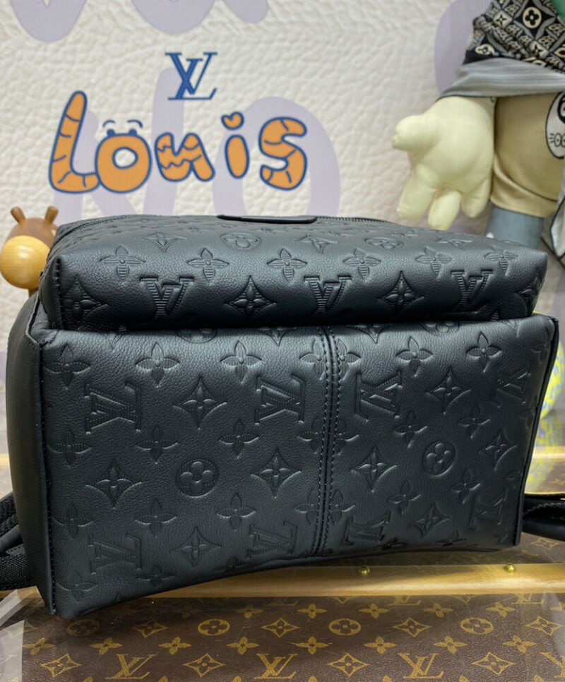 Louis Vuitton Discovery Backpack M46553 Black